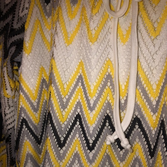 Chevron Blouse - Picture 3 of 3